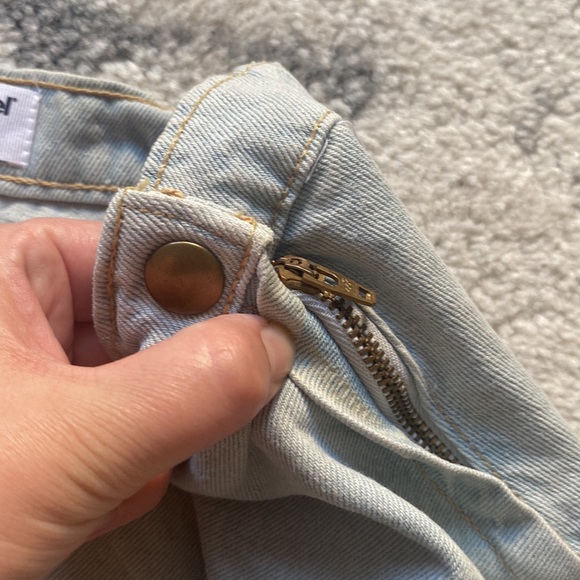 American Apparel Light Denim Skater Skirt - Picture 4 of 7